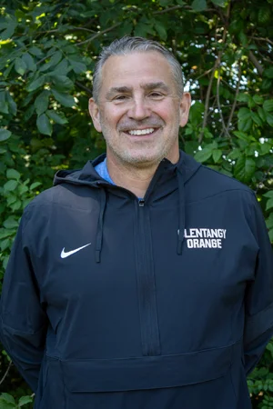 Linebackers Matt Stephens